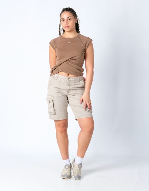 Vintage Lee 32x21 Canvas Cargo Shorts Beige