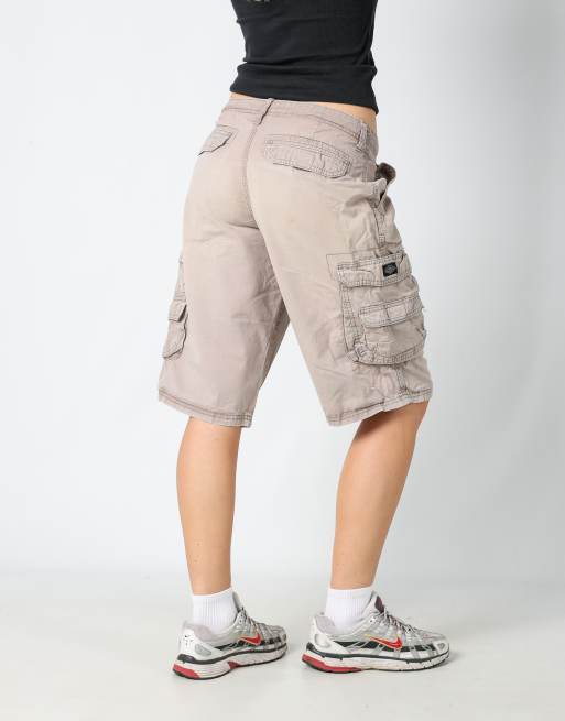 Vintage Lee 32x22 canvas cargo shorts in beige