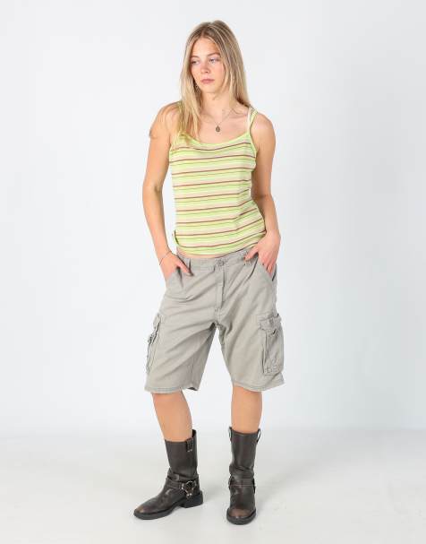 Vintage Lee 32x22 canvas cargo shorts in light grey - view 1