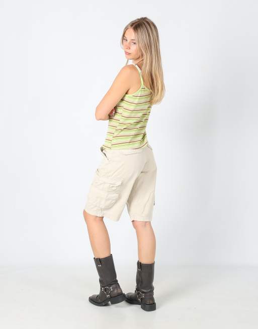 Vintage Lee 32x23 canvas cargo shorts in burgundy red, 4 of 4
