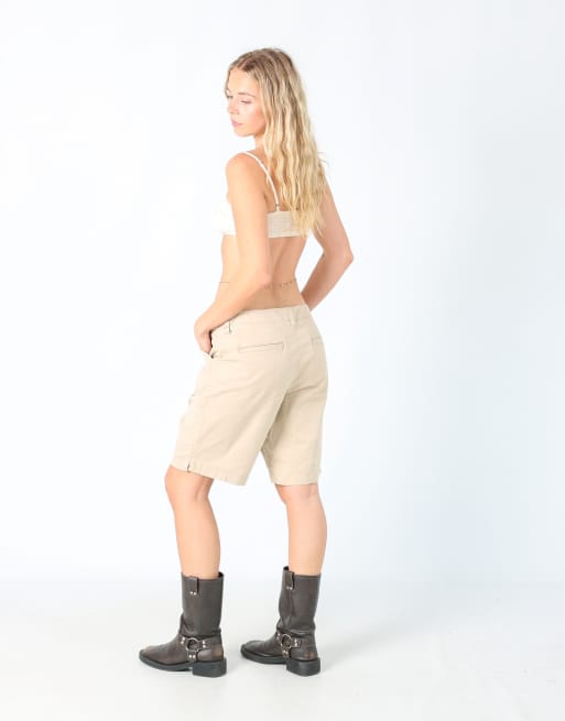 Vintage Lee 34x19 canvas cargo shorts in tan, 3 of 4