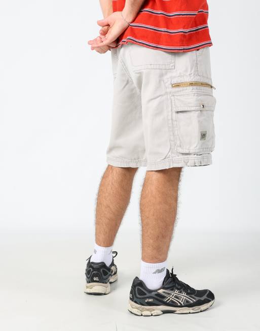 Vintage Lee 34x22 canvas cargo shorts in ivory, 2 of 4