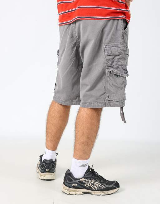 Vintage Lee 34x23 canvas cargo shorts in light grey