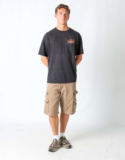 Vintage Lee 34x23 canvas cargo shorts in tan