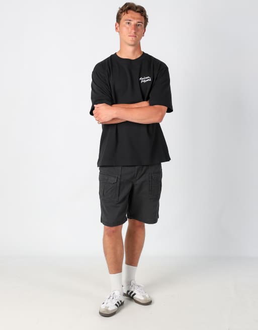 Vintage Lee 36x21 canvas cargo shorts in black, 2 of 4