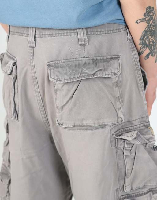 Vintage Lee 36x22 canvas cargo shorts in grey, 4 of 4