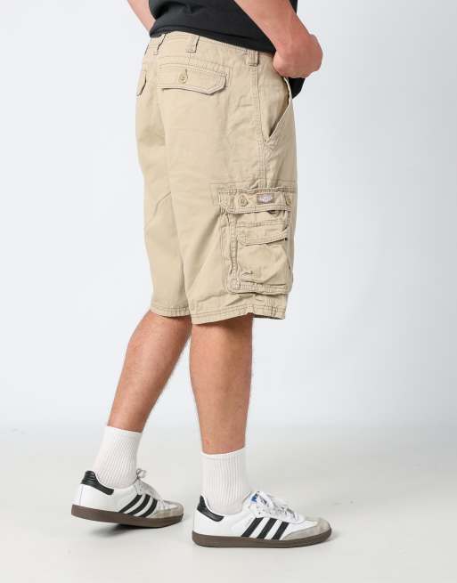 Vintage Lee 36x24 canvas cargo shorts in tan