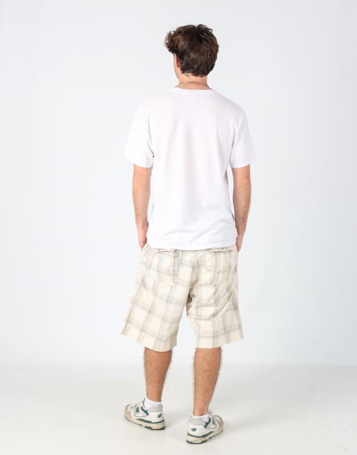 Vintage Lee 38x23 canvas cargo shorts in cream, 3 of 4