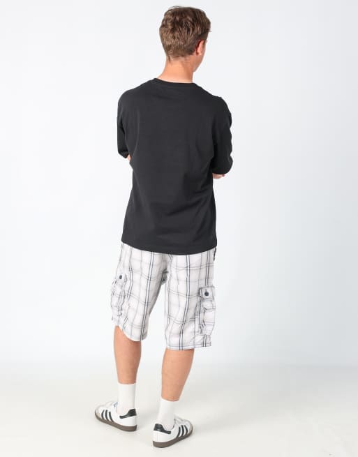 Vintage Lee plaid 38x22 canvas cargo shorts in light blue, 3 of 4