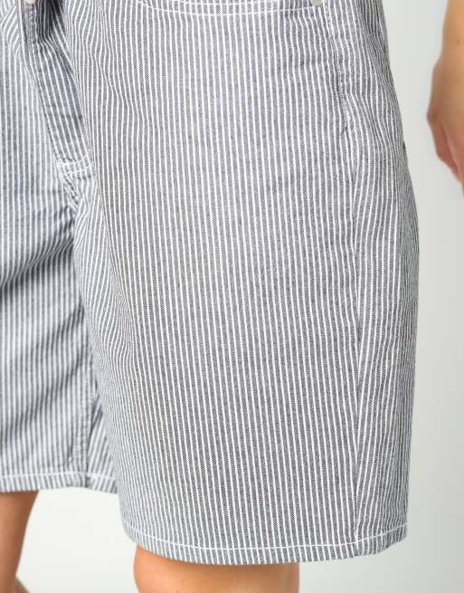 Vintage Lee striped 34x19 canvas cargo shorts in grey, 4 of 4