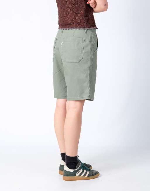 Vintage Levi's 27x19 Canvas Cargo Shorts Khaki Green, 2 of 4