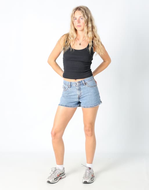 Vintage Levi's 28x12 denim shorts in light blue