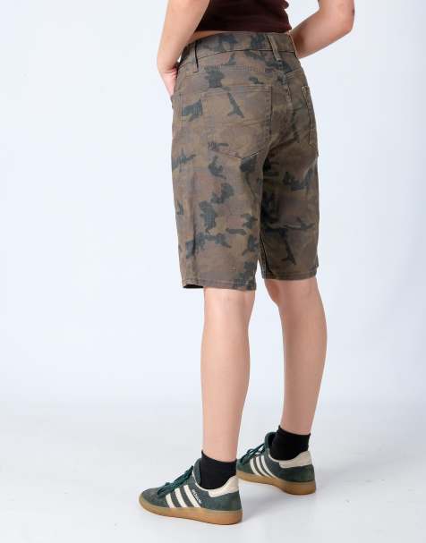 Vintage Levi's 28x20 Denim Shorts Khaki Green - view 1