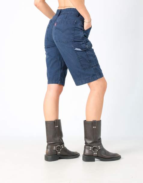 Vintage Levi's 28x22 canvas cargo shorts in navy blue - view 1
