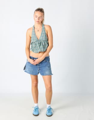 Levis 4
