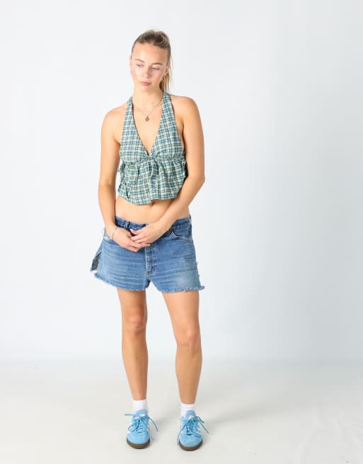 Vintage Levi's 29x20 canvas cargo shorts in light grey