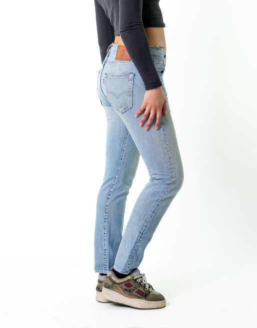 Vintage Levi's (30x32) Jeans in Blue Denim