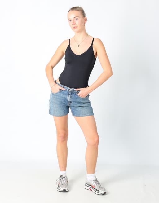 Vintage Levi's 31x12 denim shorts in light blue, 2 of 4