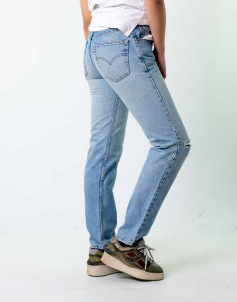 Vintage Levi's (31x32) Jeans in Blue Denim - view 1