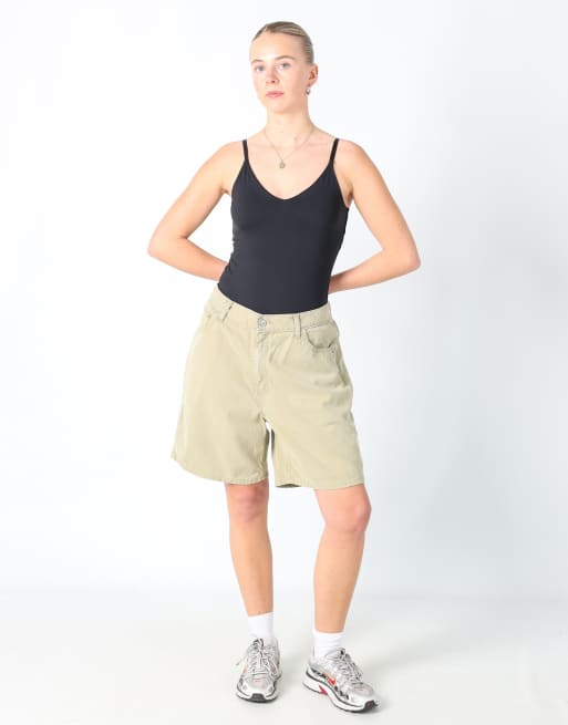 Vintage Levi's 32x19 denim shorts in light green