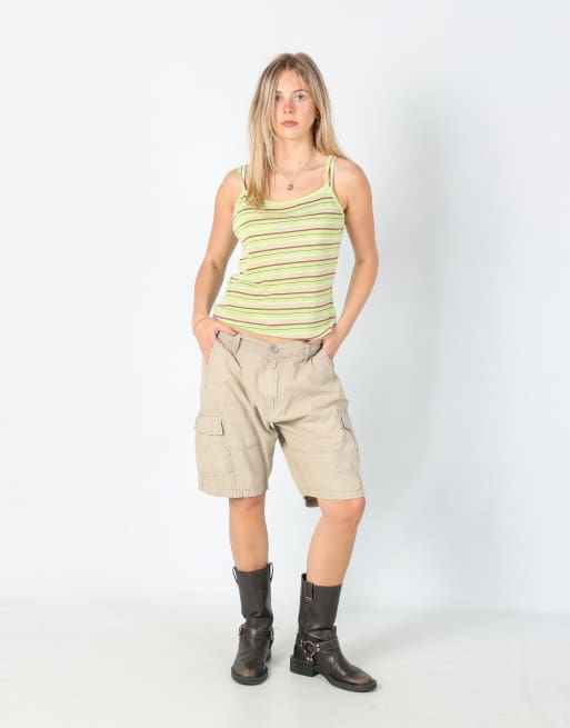 Vintage Levi's 32x20 canvas cargo shorts in false