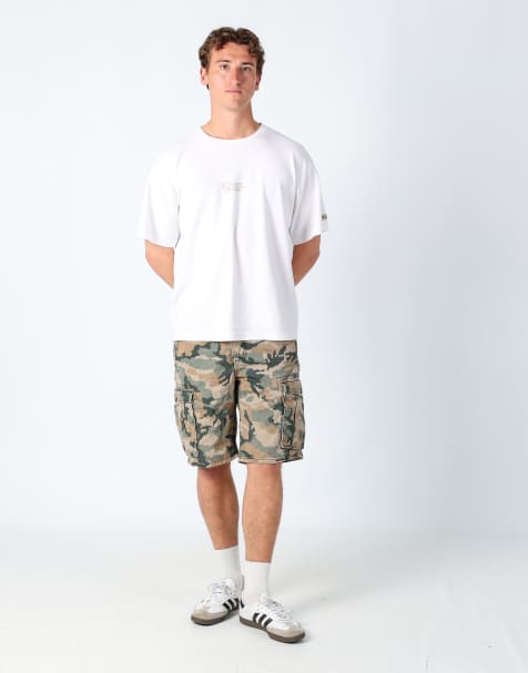 Vintage Levi's 32x21 canvas cargo shorts dark green - view 1