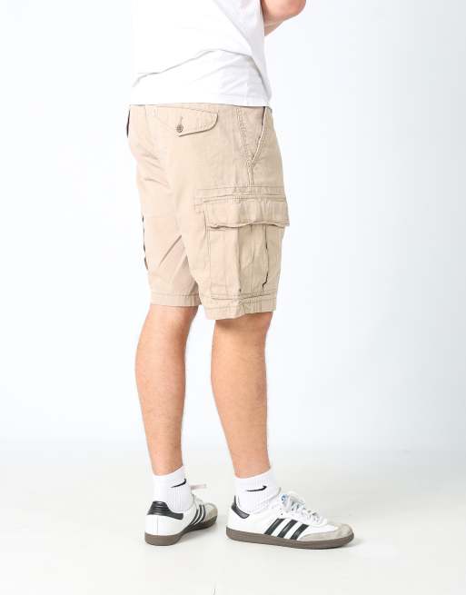 Vintage Levi's 32x21 canvas cargo shorts in beige