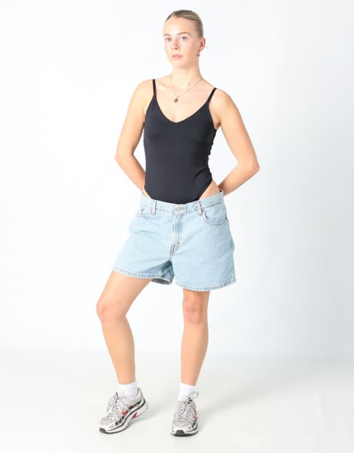 Vintage Levi's 33x15 denim shorts in blue