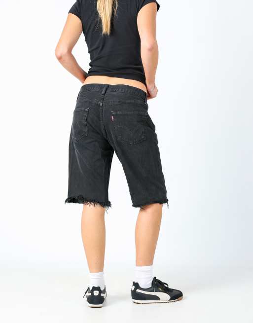 Vintage Levi's 33x20 denim shorts black, 2 of 4