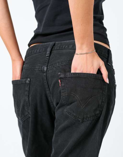 Vintage Levi's 33x20 denim shorts black, 4 of 4