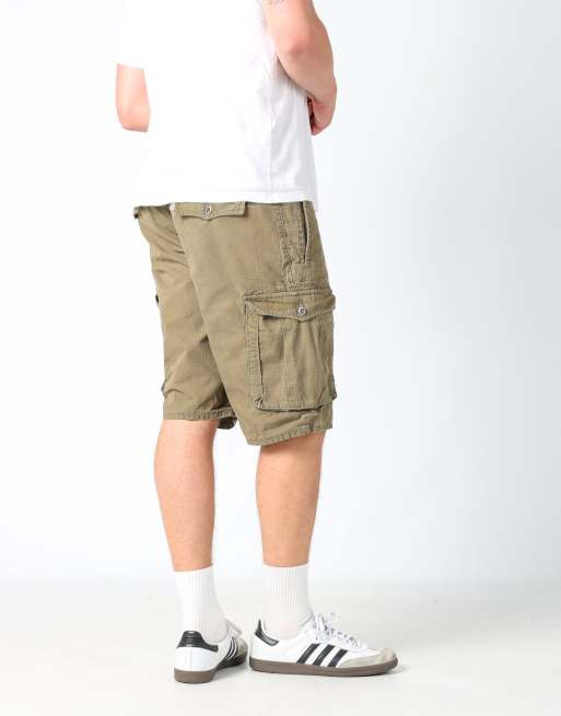 Vintage Levi's 33x22 canvas cargo shorts in dark green