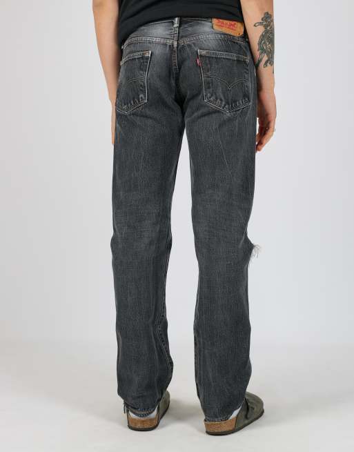 Vintage Levi's 33x36 denim jeans in black, 4 of 4