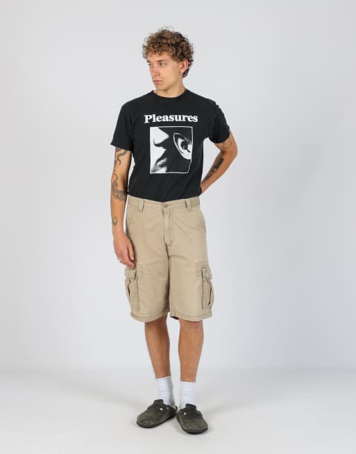 Vintage Levi's 34x18 canvas cargo shorts in beige