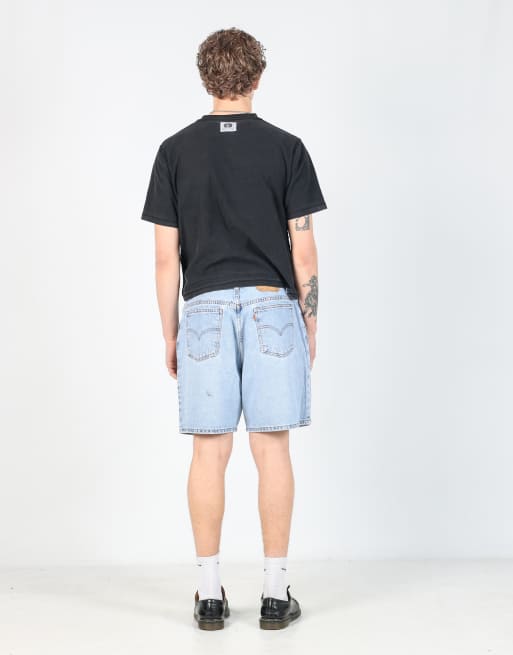 Vintage Levi's 34x18 denim shorts in light blue, 3 of 4