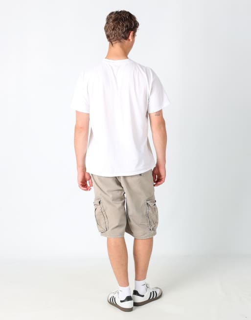 Vintage Levi's 34x22 canvas cargo shorts in tan, 3 of 4