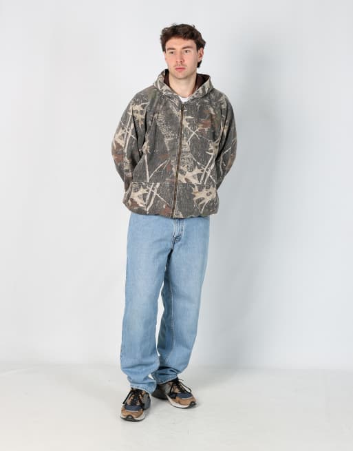 Vintage Levi's 34x32 denim jeans in light blue