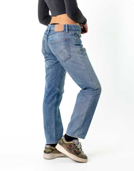 Vintage Levi's (34x32) Jeans in Blue Denim