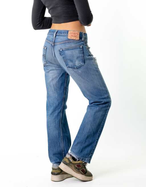 Vintage Levi's (34x34) Jeans in Blue Denim