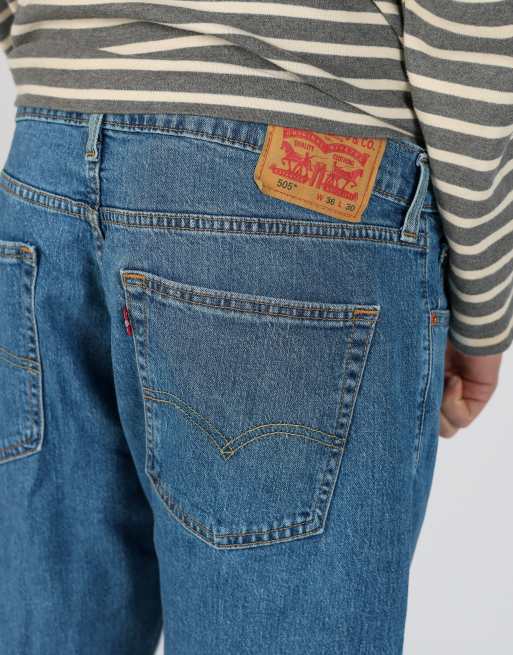 Vintage Levi's 36x20 denim jorts shorts in blue, 4 of 4