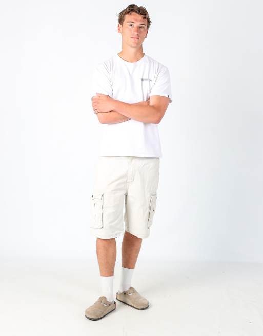 Vintage Levi's 36x22 canvas cargo shorts in cream