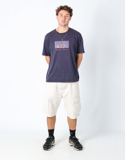 Vintage Levi's 36x23 canvas cargo shorts cream
