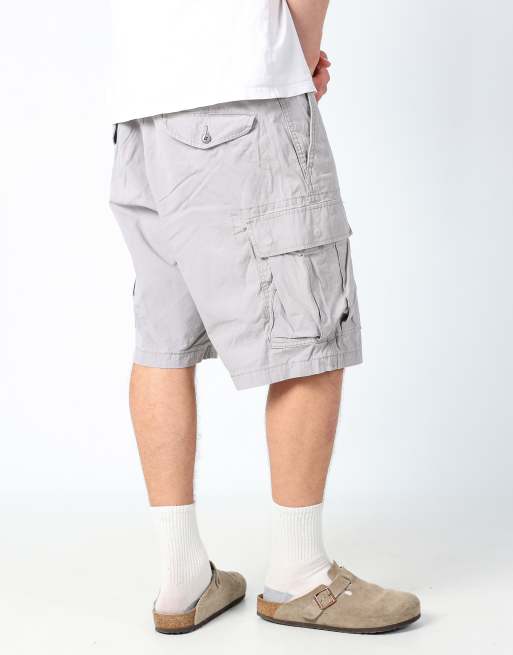 Vintage Levi's 36x23 canvas cargo shorts in grey