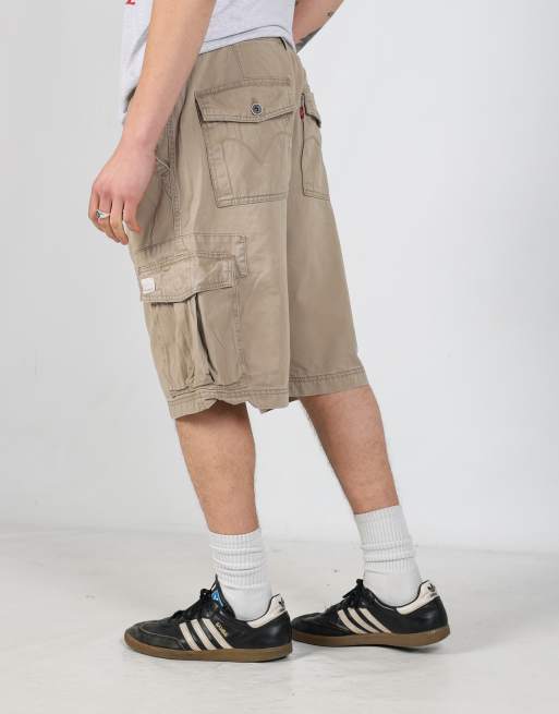 Vintage Levi's 36x23 canvas cargo shorts in tan, 4 of 6