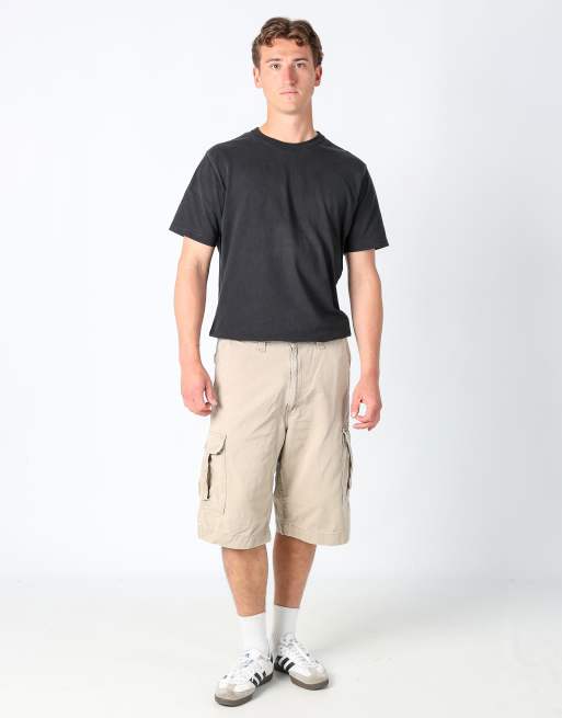 Vintage Levi's 36x28 canvas cargo shorts in tan, 2 of 4
