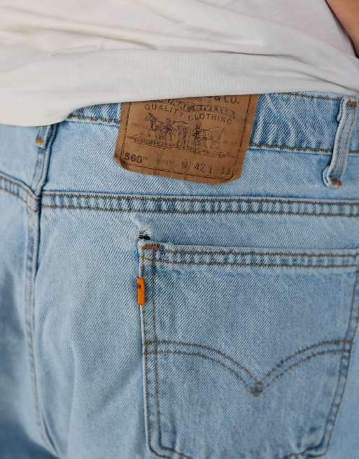 Vintage Levi's 36x30 denim jorts shorts in light blue, 4 of 4