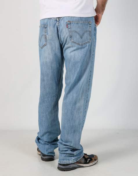 Vintage Levi's 36x36 denim jeans in light blue - view 1