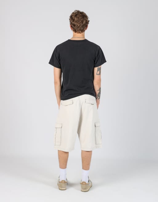 Vintage Levi's 38x23 canvas cargo shorts in beige, 3 of 4