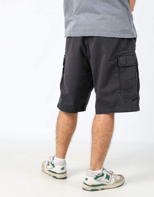 Vintage Levi's 38x23 canvas cargo shorts in black