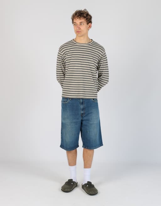 Vintage Levi's 38x24 denim jorts shorts in blue, 2 of 4