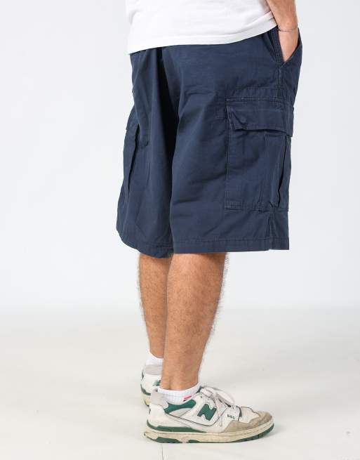 Vintage Levi's 40x24 canvas cargo shorts in navy blue